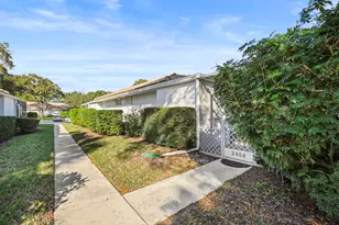 2404 Pin Oak Ct, Palm Beach Gardens, FL 33410 - Photo 32