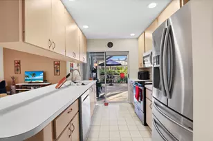 2404 Pin Oak Ct, Palm Beach Gardens, FL 33410 - Photo 10