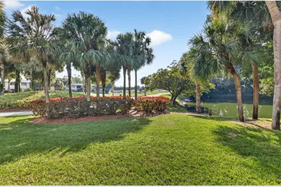 18 Westgate Lane #E, Boynton Beach, FL 33436 - Photo 8