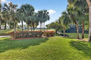 18 Westgate Ln, Boynton Beach, FL 33436 - Photo 8