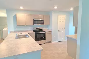 2772 SE Garfield Ave, Port Saint Lucie, FL 34952 - Photo 8