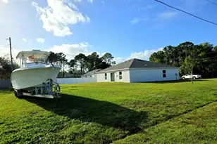 2772 SE Garfield Ave, Port Saint Lucie, FL 34952 - Photo 2