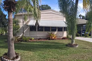 8165 Buckthorn Cir, Port Saint Lucie, FL 34952 - Photo 40