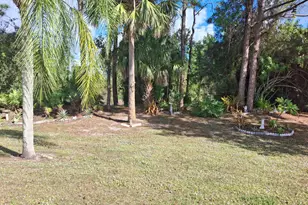 8165 Buckthorn Cir, Port Saint Lucie, FL 34952 - Photo 28