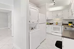 2480 Juniper Dr, Delray Beach, FL 33445 - Photo 6