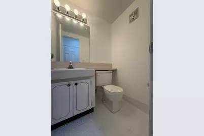 63 Norwich C, West Palm Beach, FL 33417 - Photo 8