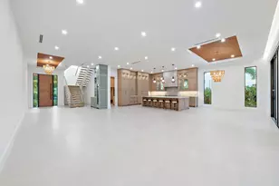 247 Seville Rd, West Palm Beach, FL 33405 - Photo 6