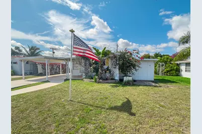 11055 SE Federal Highway #3, Hobe Sound, FL 33455 - Photo 1