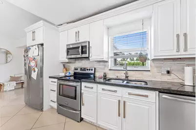 1710 Katherine Court, Lake Worth, FL 33461 - Photo 8