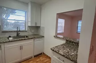 346 Windsor O, West Palm Beach, FL 33417 - Photo 8