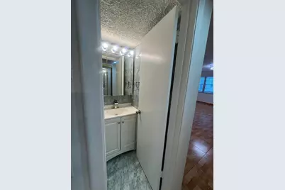 346 Windsor O, West Palm Beach, FL 33417 - Photo 12