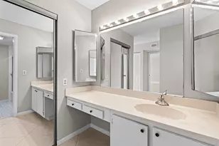 9270 Vista Del Lago, Boca Raton, FL 33428 - Photo 10