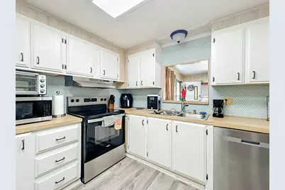 7400 Cascade Drive, Hudson, FL 34667 - Photo 8