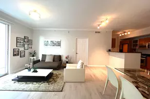 806 E Windward Way, Lantana, FL 33462 - Photo 2