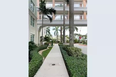 806 E Windward Way #216, Lantana, FL 33462 - Photo 1