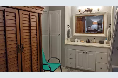 1024 S Oakridge Circle, Lake Worth Beach, FL 33462 - Photo 8