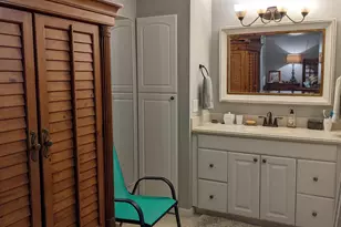 1024 S Oakridge Cir, Lake Worth Beach, FL 33462 - Photo 8