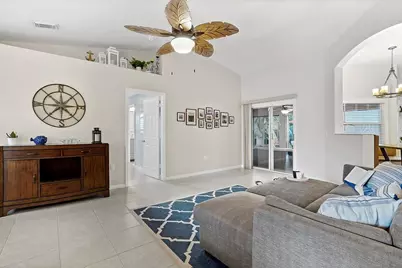 8015 97th Court, Vero Beach, FL 32967 - Photo 10