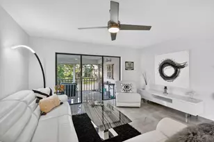 8310 Casa Del Lago, Boca Raton, FL 33433 - Photo 12