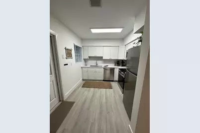 526 Eastwind Drive #526, North Palm Beach, FL 33408 - Photo 4
