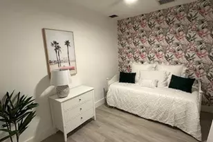 526 Eastwind Dr, North Palm Beach, FL 33408 - Photo 6