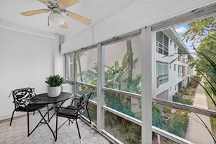 2050 NE 39th St, Lighthouse Point, FL 33064 - Photo 22
