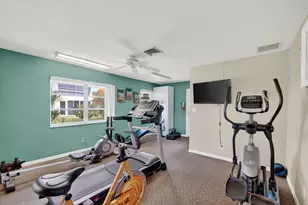 2050 NE 39th St, Lighthouse Point, FL 33064 - Photo 34