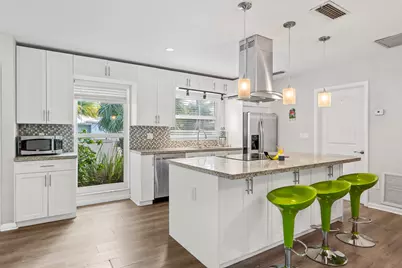 113 Park Lane E, Hypoluxo, FL 33462 - Photo 4