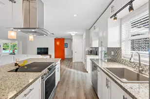 113 Park Ln E, Hypoluxo, FL 33462 - Photo 6