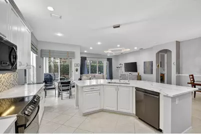 9852 Tallyrand Drive, Lake Worth, FL 33467 - Photo 16