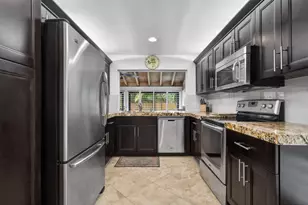 804 Foxpointe Cir, Delray Beach, FL 33445 - Photo 24