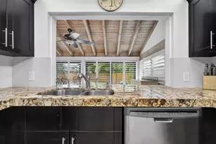 804 Foxpointe Cir, Delray Beach, FL 33445 - Photo 28