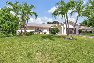 804 Foxpointe Circle, Delray Beach, FL 33445 - Photo 2