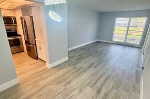 315 Circle Dr S, Boynton Beach, FL 33435 - Photo 10