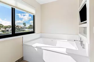 1014 Bel Air Dr, Boca Raton, FL 33487 - Photo 18