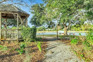 509 Breakwater Terrace, Sebastian, FL 32958 - Photo 48