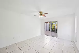 7 N Greenway Village N, Royal Palm Beach, FL 33411 - Photo 16