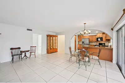 7 N Greenway Village N #111, Royal Palm Beach, FL 33411 - Photo 12