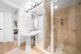 100 SE 5th Ave, Boca Raton, FL 33432 - Photo 12