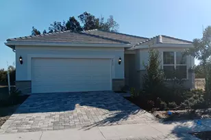 8436 Pequod Ave, Vero Beach, FL 32960 - Photo 2