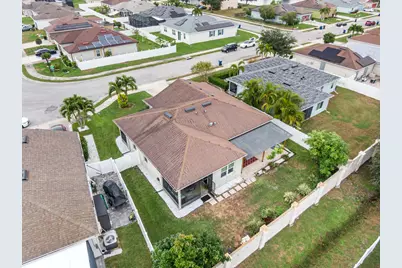 110 65th Avenue E, Bradenton, FL 34203 - Photo 36