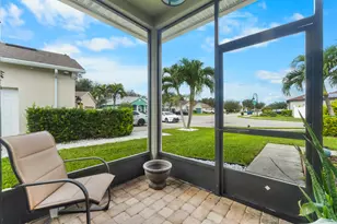 110 65th Ave E, Bradenton, FL 34203 - Photo 4