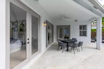 2443 Players Ct, Wellington, FL 33414 - Photo 32