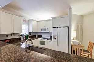 300 Uno Lago Dr, North Palm Beach, FL 33408 - Photo 20