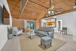 2340 B Rd, Loxahatchee Groves, FL 33470 - Photo 14