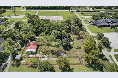 2340 B Road, Loxahatchee Groves, FL 33470 - Photo 2