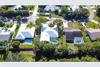 1837 SW Hunters Club Way, Palm City, FL 34990 - Photo 38