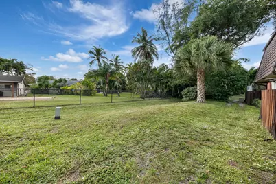 2508 NW 99th Avenue, Coral Springs, FL 33065 - Photo 26