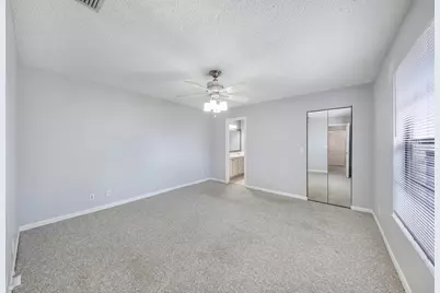 2508 NW 99th Avenue, Coral Springs, FL 33065 - Photo 18