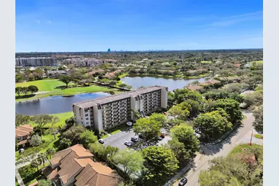 3300 W Rolling Hills Circle #708, Davie, FL 33328 - Photo 14